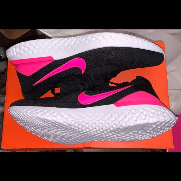 nike epic react flyknit 2 black and pink